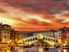 Ponte Rialto and gondola