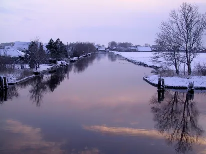Winter reflection 2