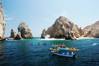 boat tour of Los Arcos and Lover’s Beach (Playa del Amor), Cabo San Lucas, Baja California, Mexico