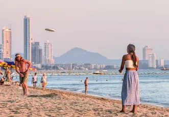 Beach Chonburi Province Frisbee Thailand Southeast-Asia © Strand Südost-Asien ©