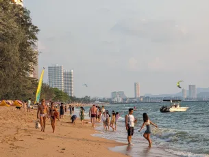 Beach Sea High-rise Apartment Blocks Na Jomtien Thailand Southeast-Asia © Meer Strand Südost-Asien Strand ©