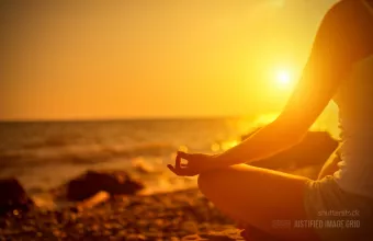 Hand of a woman meditating