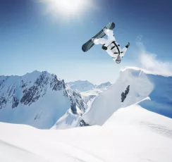 Snowboard jumping