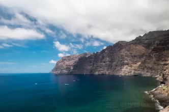 View of the Los Gigantes