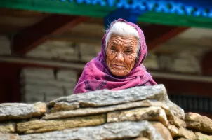 Old woman in Landruk