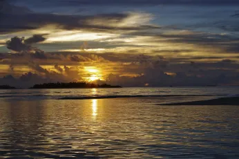 Turbulent sky - Kuda Huraa, Maldives