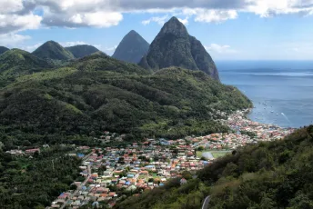 Les pitons de Sainte-Lucie