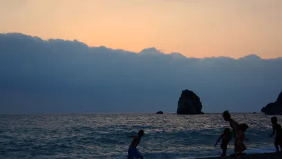 Children By The Evening Sea.