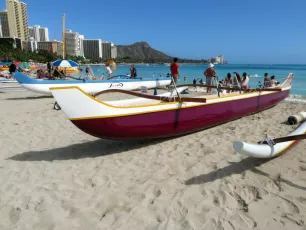 canoe/skyline/Diamond Head